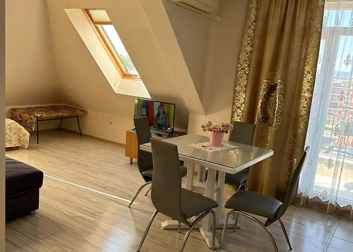 Persani 3 Sanny 阳光海滩